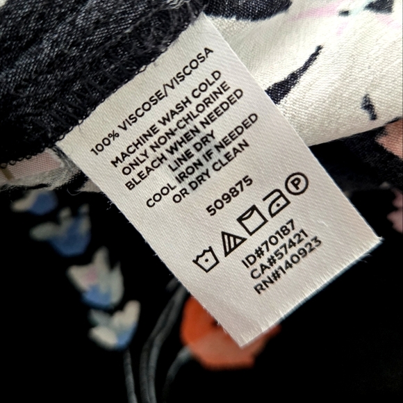 Pretty LOFT Romper EUC - Picture 8 of 10